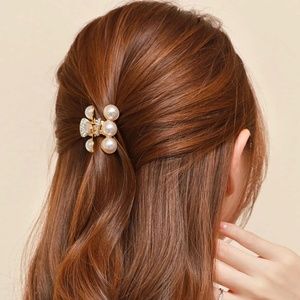 Crystal and Pearl Gold-tone Hair Claw